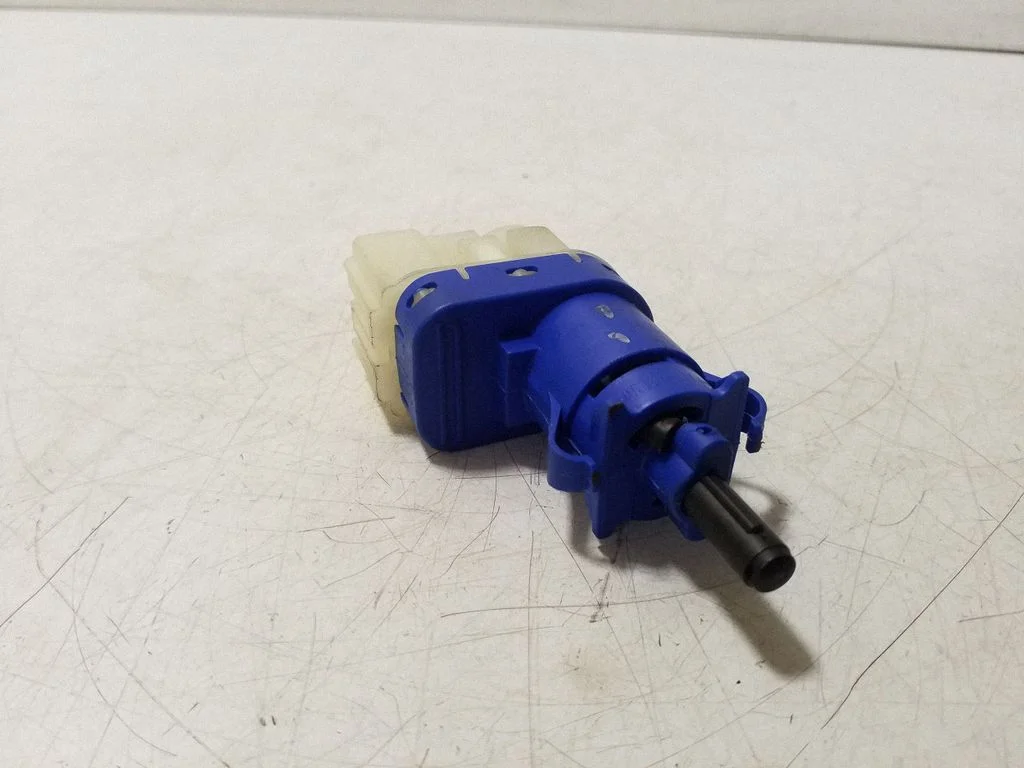 Brake pedal sensor switch 50520116