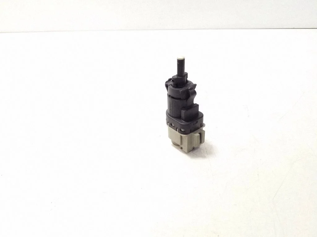 Brake pedal sensor switch – Land Rover Evoque I (2011-2018)