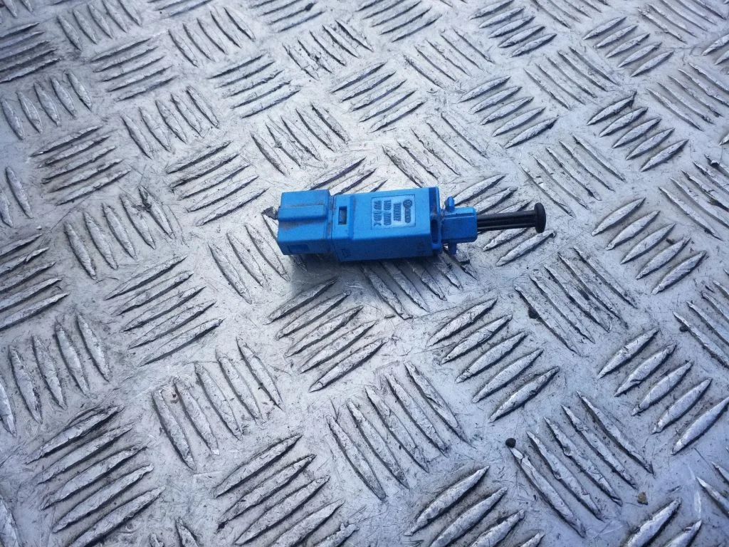 Brake pedal sensor switch 1H0MW0927189C
