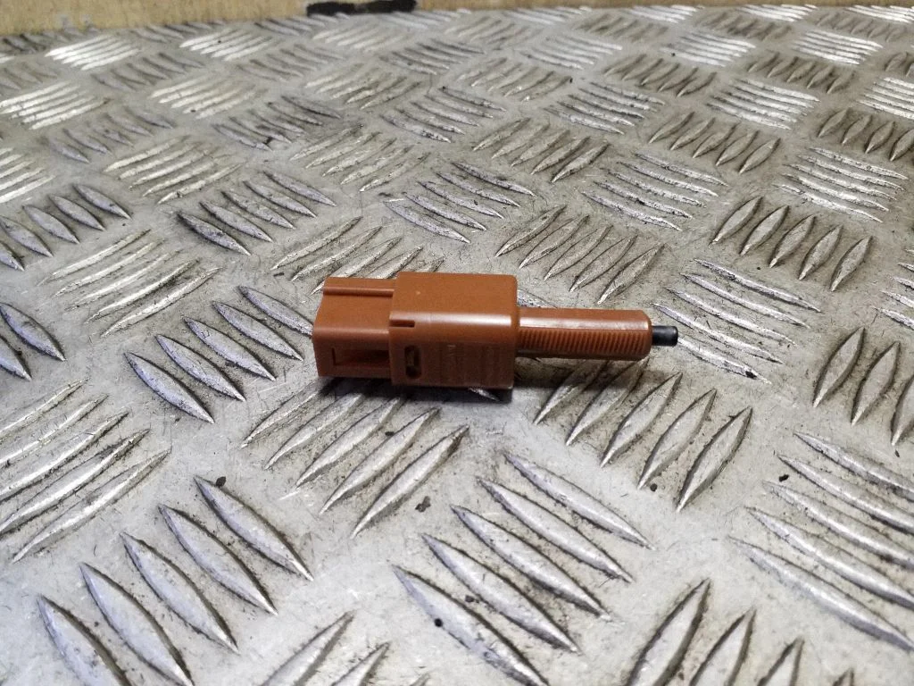 Brake pedal sensor switch