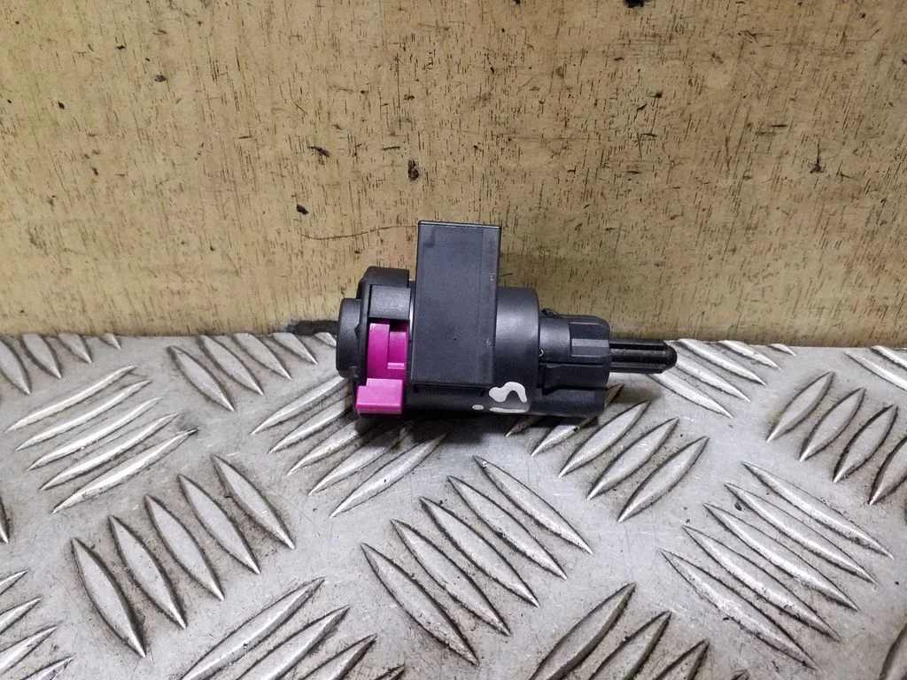 Brake pedal sensor switch 4F0945459B