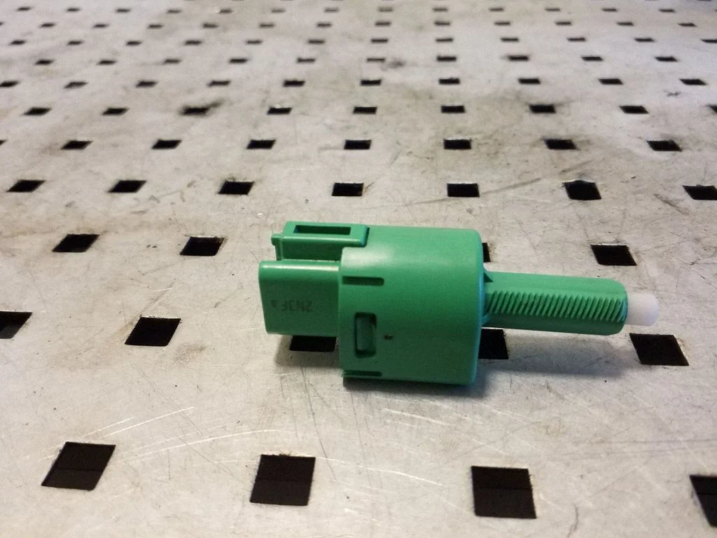 Brake pedal sensor switch
