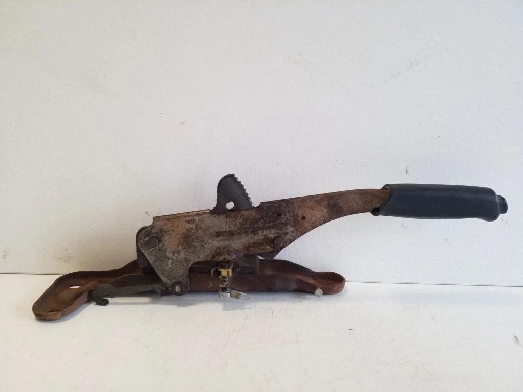 Handbrake/parking brake lever assembly 7D1711301