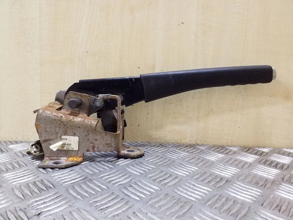 Handbrake/parking brake lever assembly – Peugeot 307 (2001-2005)