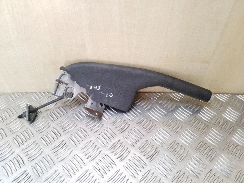 Handbrake/parking brake lever assembly – Volkswagen Polo (2002-2005)