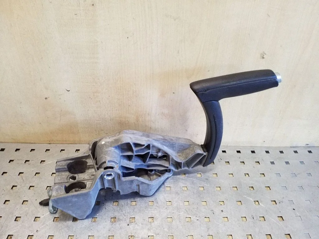 Handbrake/parking brake lever assembly 8P0711303C