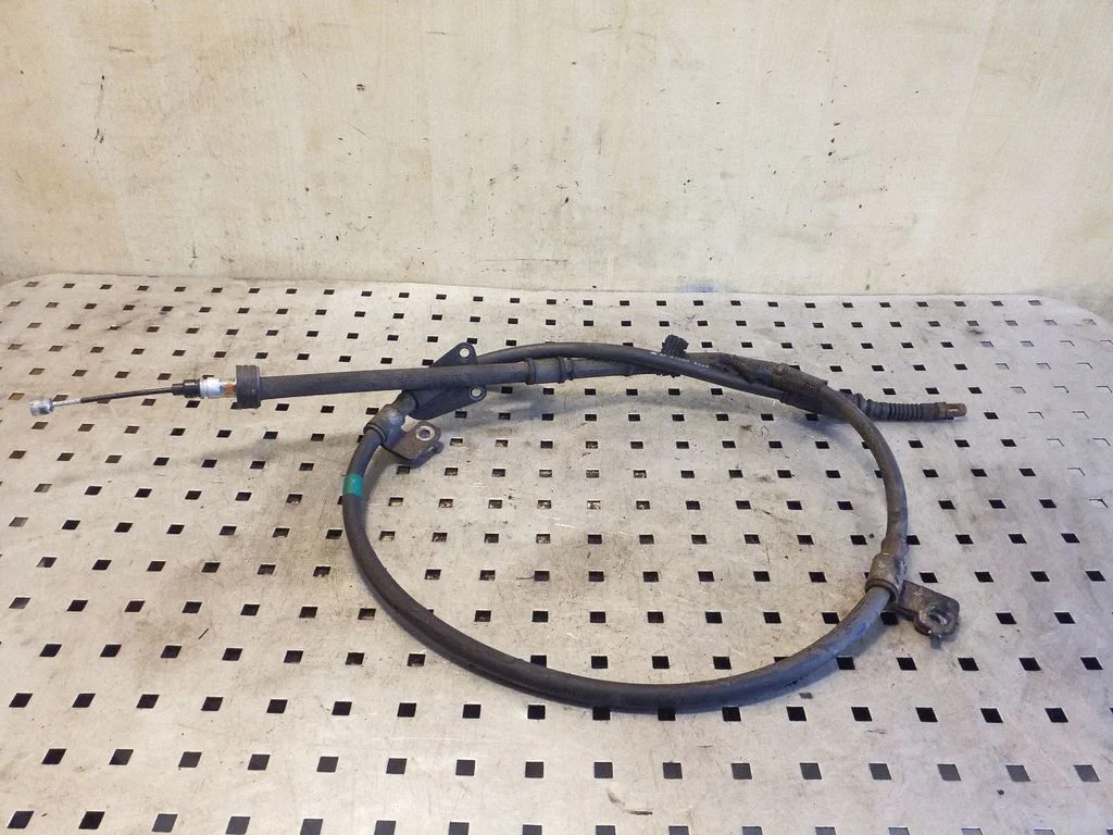 Handbrake/parking brake wiring cable – right