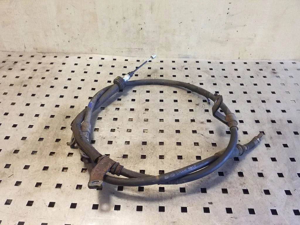 Handbrake/parking brake wiring cable – left