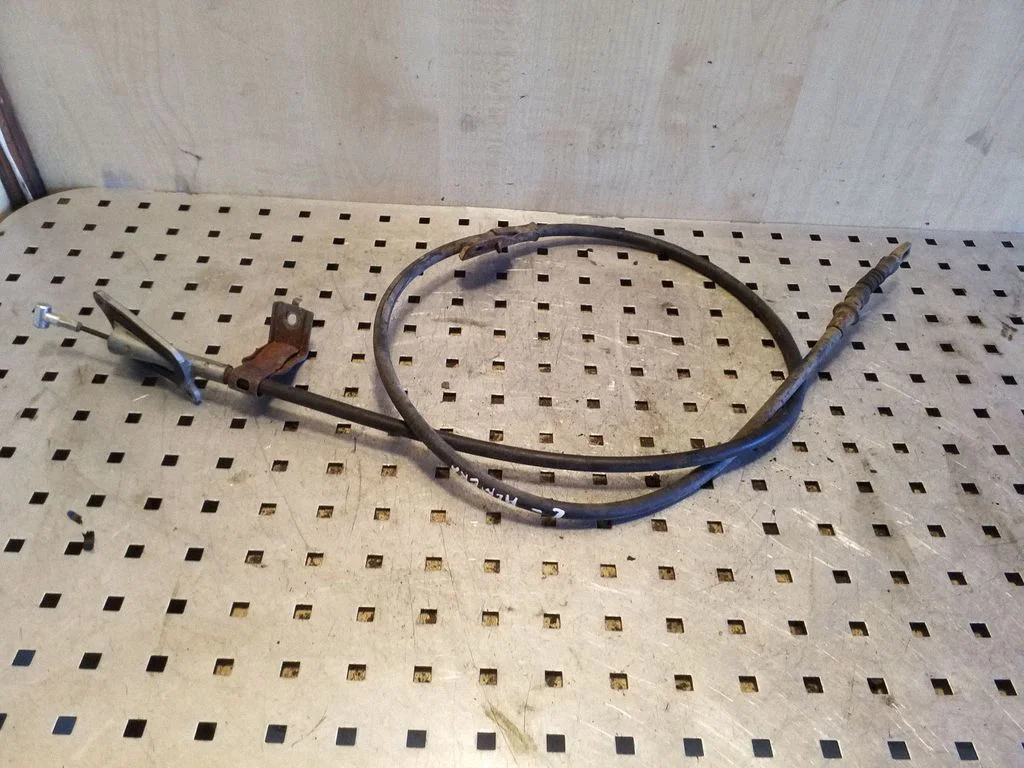 Käsipiduri trossid – Nissan Almera N16 (2000-2010), vasak