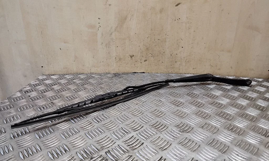 Windshield/front glass wiper blade 701955409