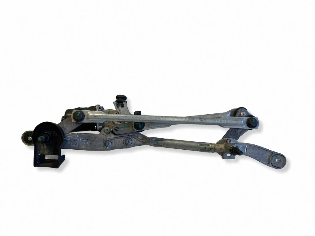 Front wiper linkage and motor – Toyota C-HR II (2023-)