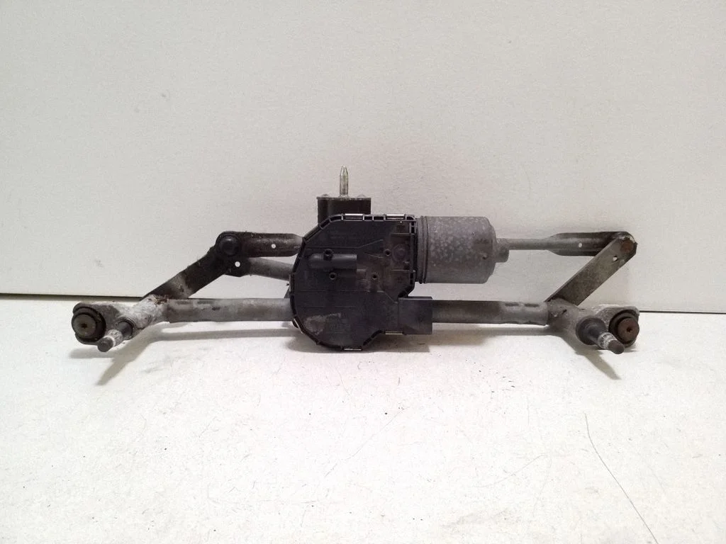 Mechanizm wycieraczek z silniczkiem 7N2955023A