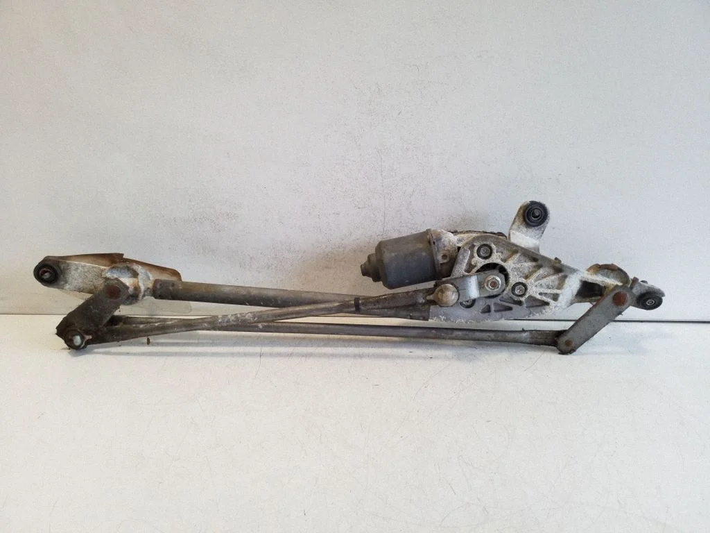 Front wiper linkage and motor 3811065J00