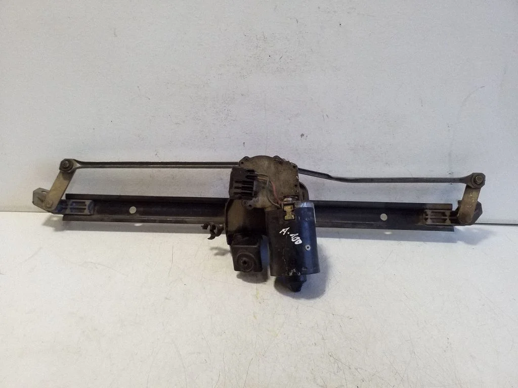 Mechanizm wycieraczek z silniczkiem 443955113A – Audi 100 200 5000 C3 (1982-1991)