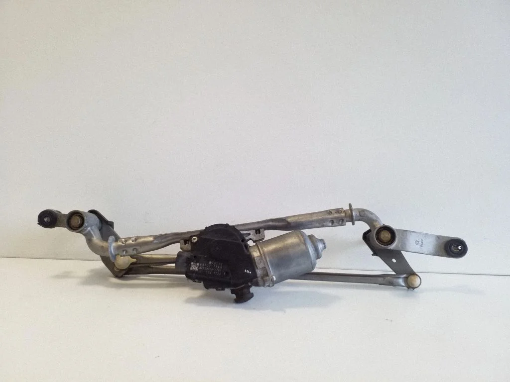 Mechanizm wycieraczek z silniczkiem – Jeep Grand Cherokee (2010-2021)