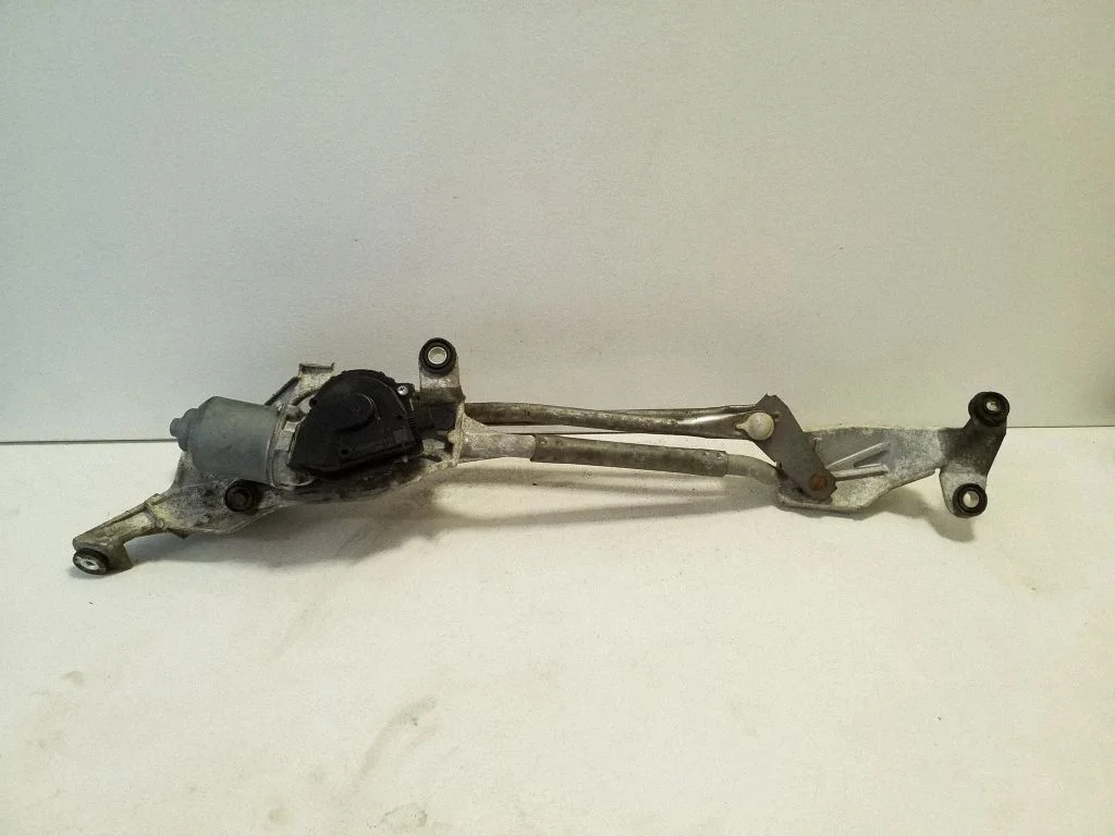 Front wiper linkage and motor 1593000742