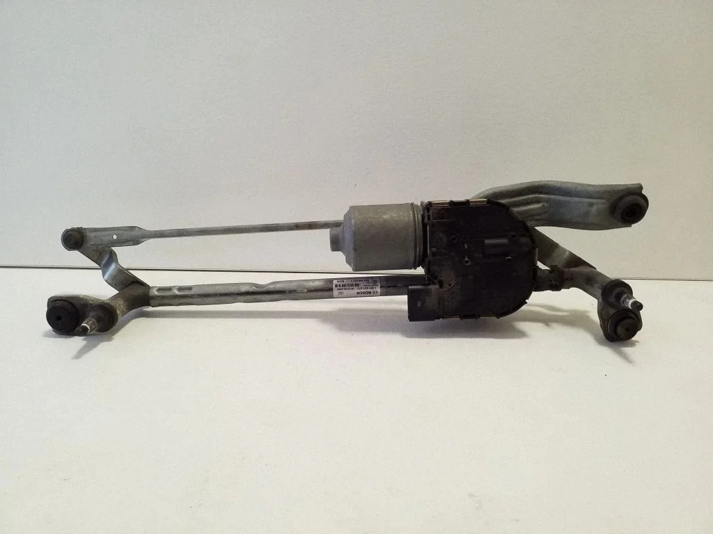 Front wiper linkage and motor 5G1955119A