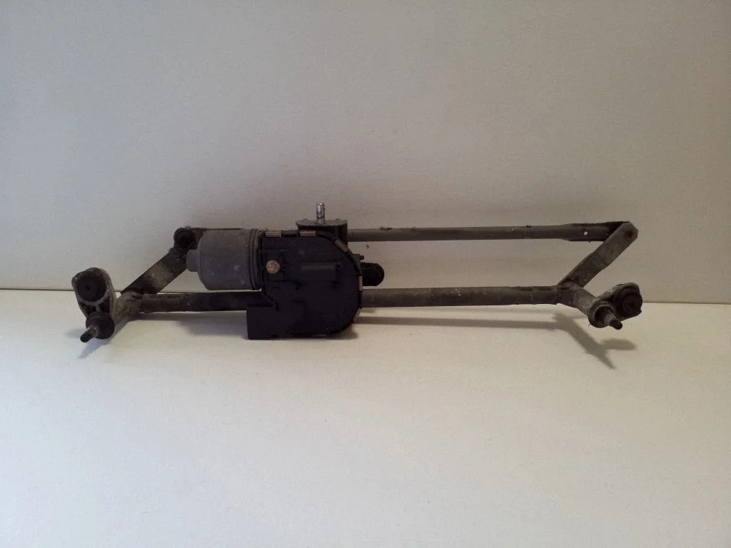Front wiper linkage and motor 1K2955119E
