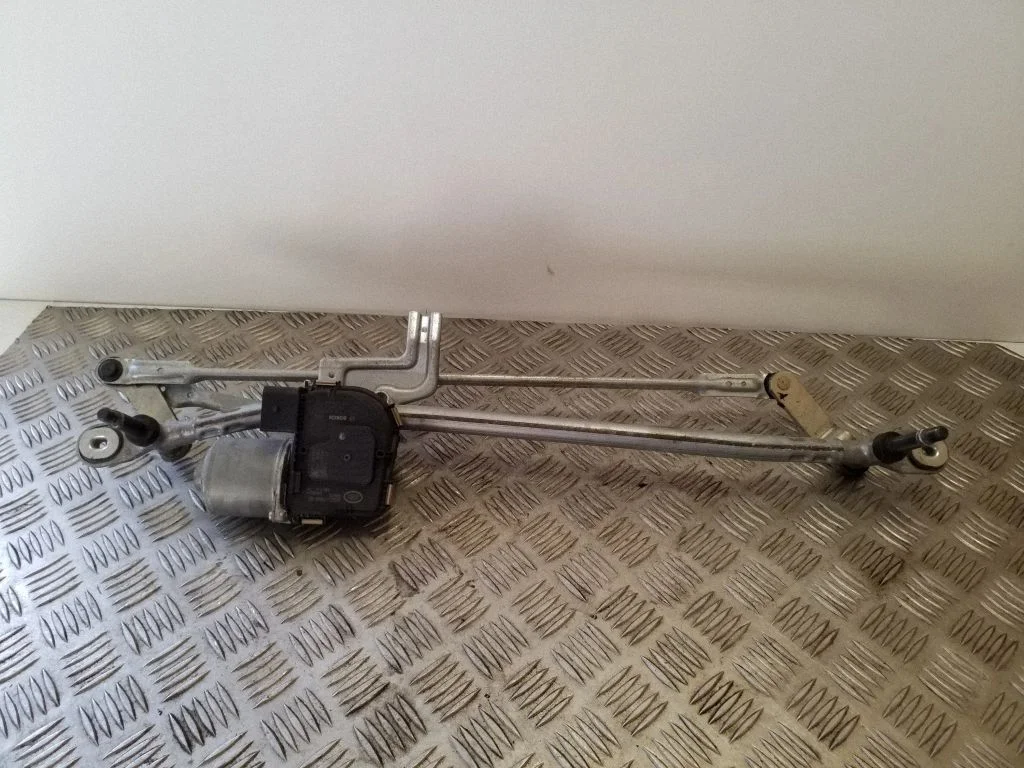 Front wiper linkage and motor K8D217500BD