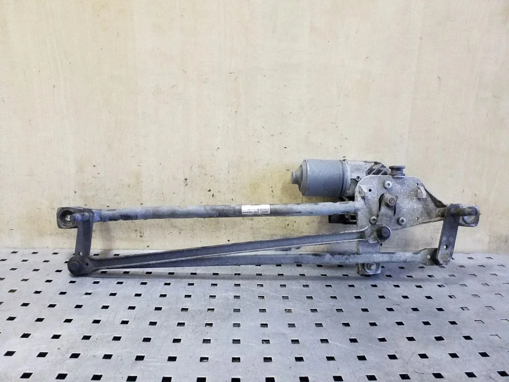 Front wiper linkage and motor 1397220678