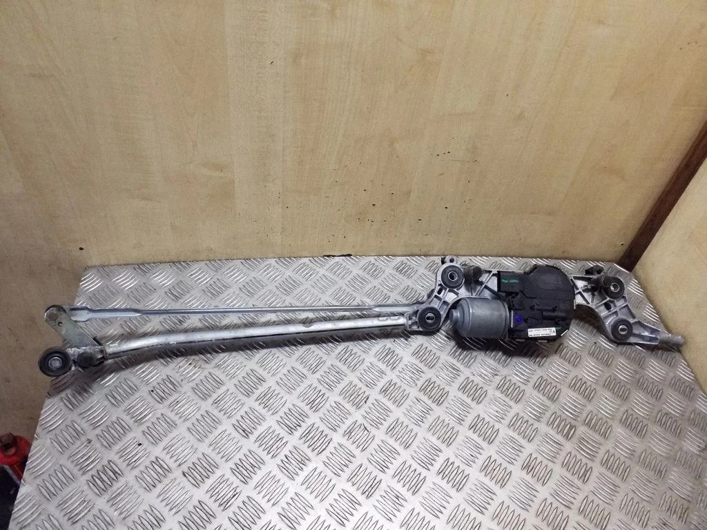 Front wiper linkage and motor 7P09551120