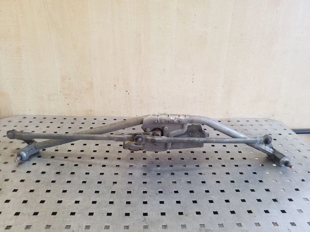 Front wiper linkage and motor 701955113
