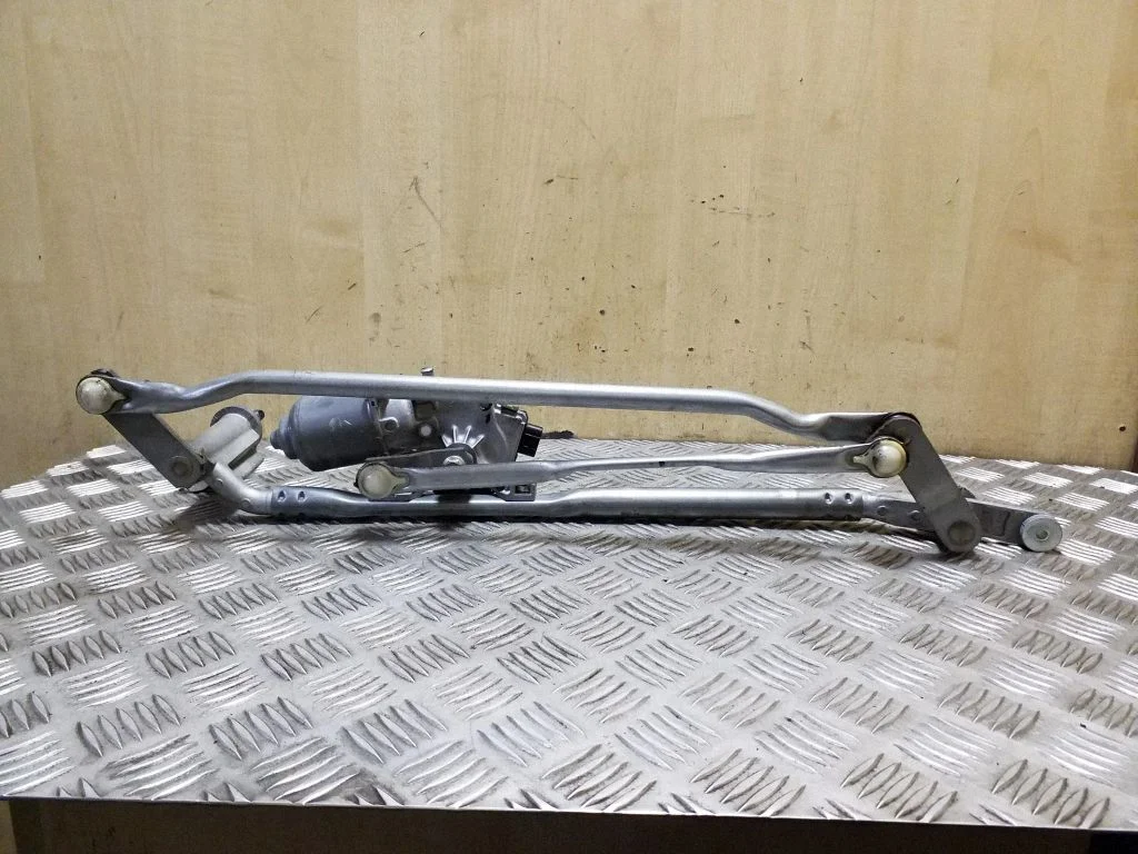 Front wiper linkage and motor CPLA17500BC
