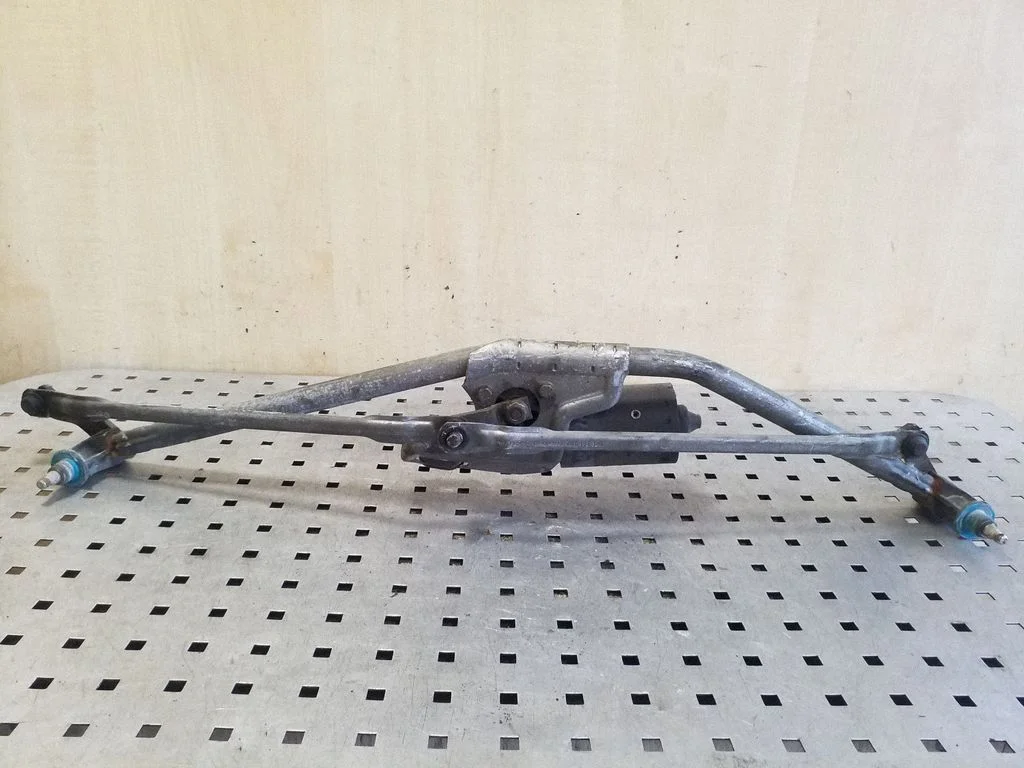 Front wiper linkage and motor 701955113