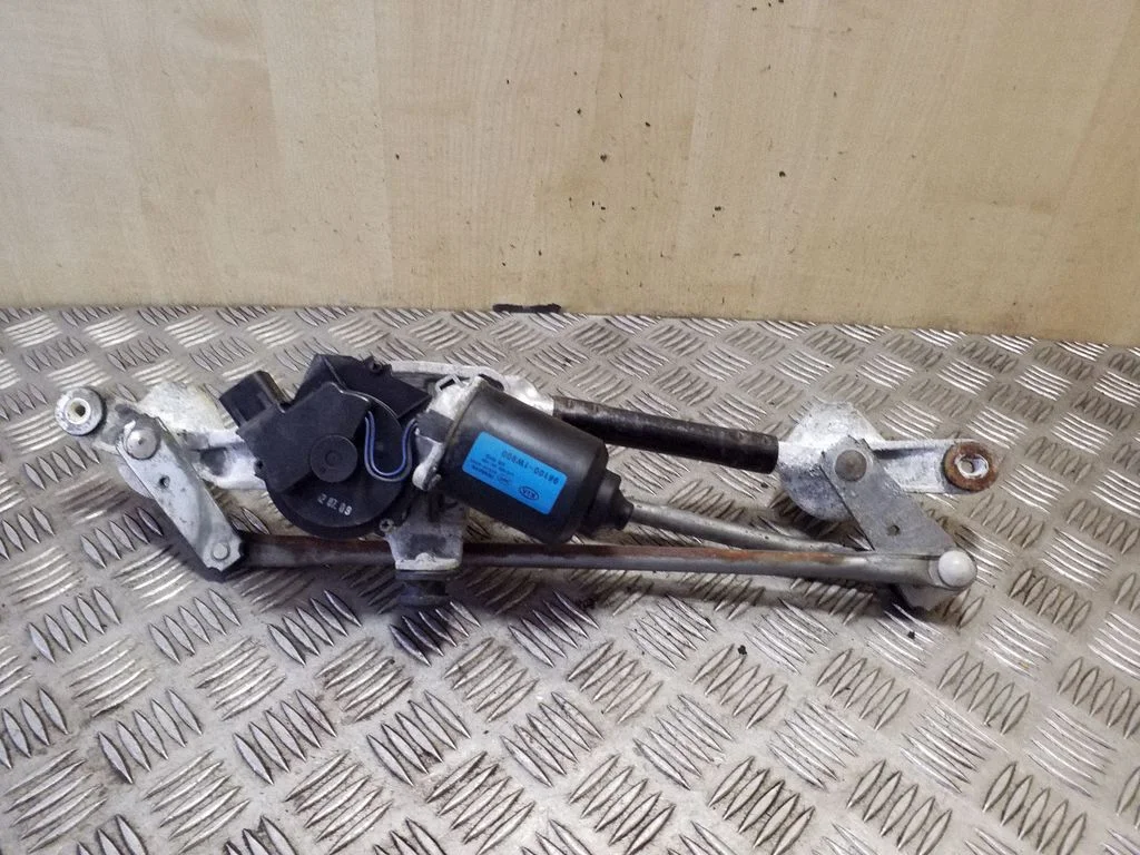 Front wiper linkage and motor 981001W900