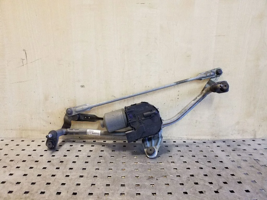 Front wiper linkage and motor 3G2955119A