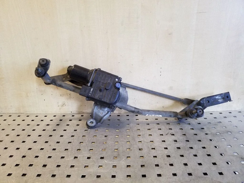 Front wiper linkage and motor 3C8955023J