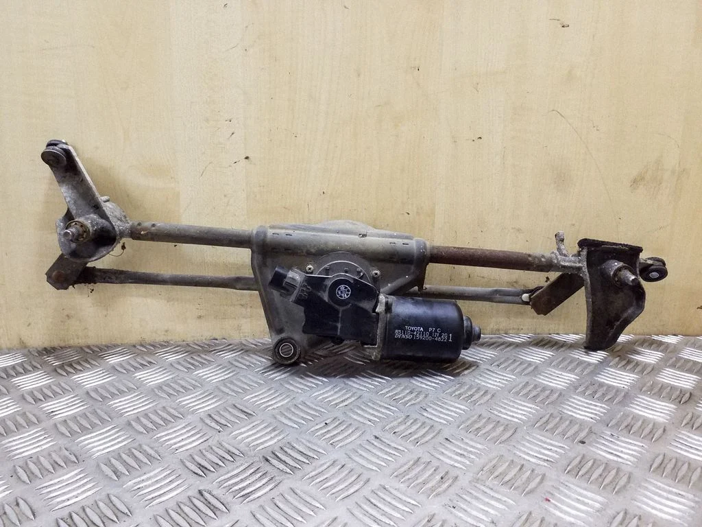 Front wiper linkage and motor 8511042110
