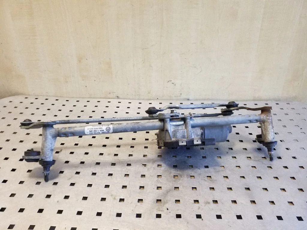 Front wiper linkage and motor 1K8955119C