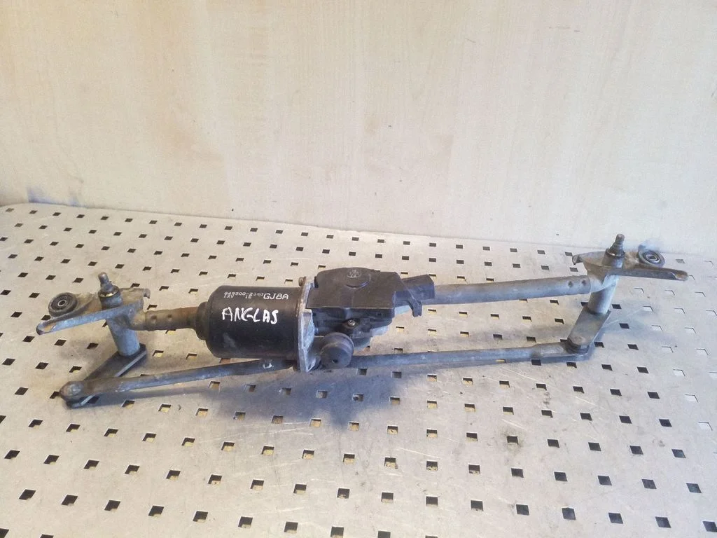 Front wiper linkage and motor 8492002380
