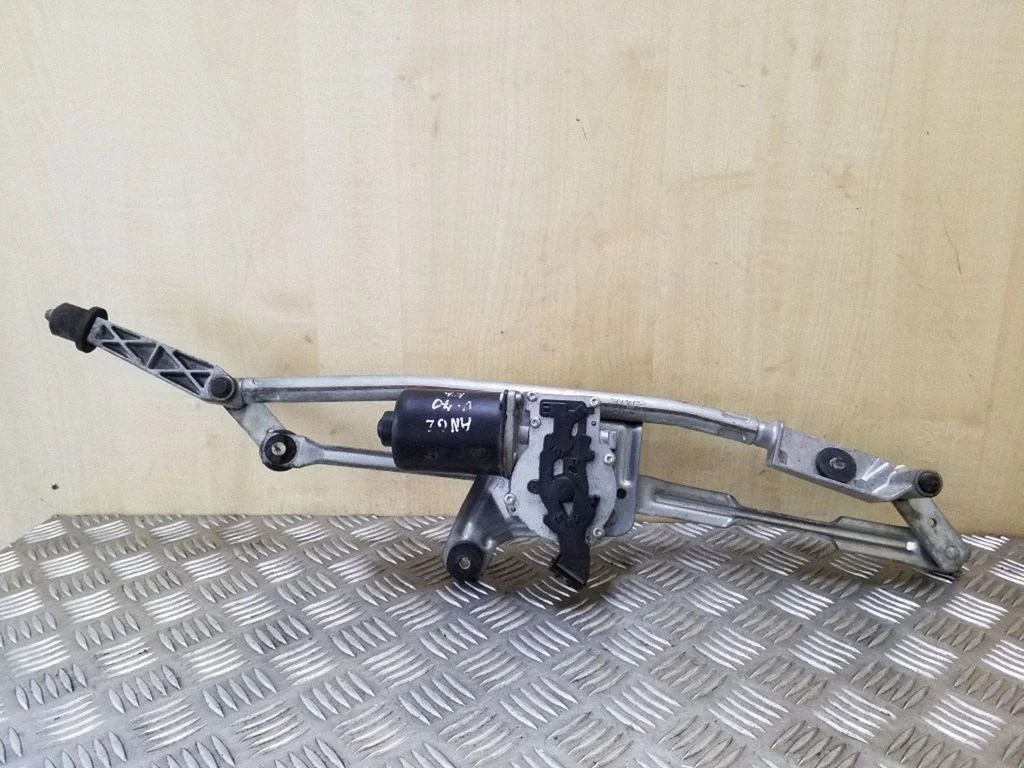 Front wiper linkage and motor 404776
