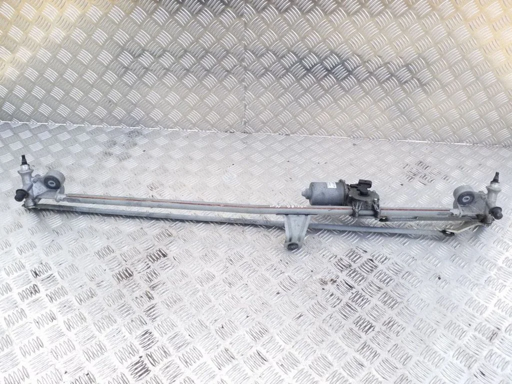 Front wiper linkage and motor 404977