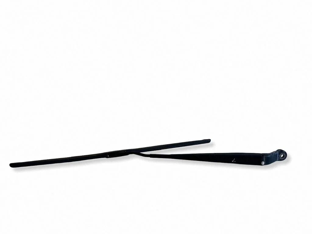 Front wiper blade arm – left