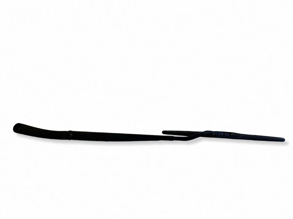 Front wiper blade arm – left