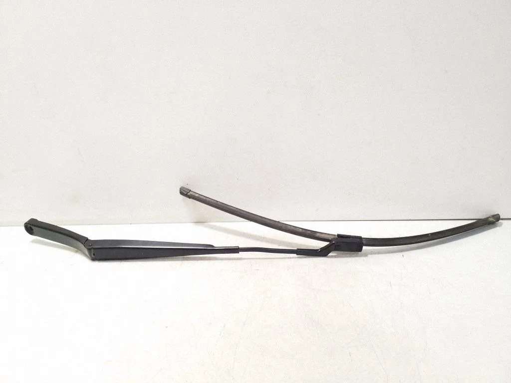 Front wiper blade arm 5G2955410B