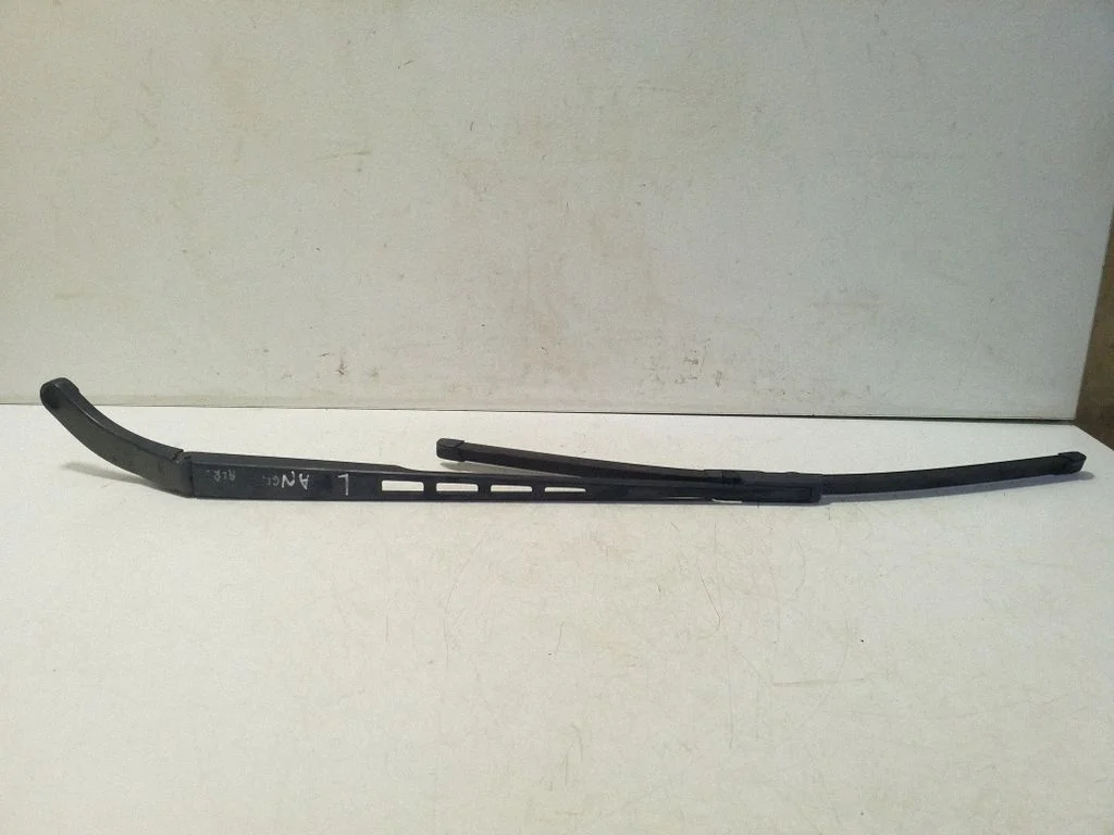 Front wiper blade arm 4F2955407A