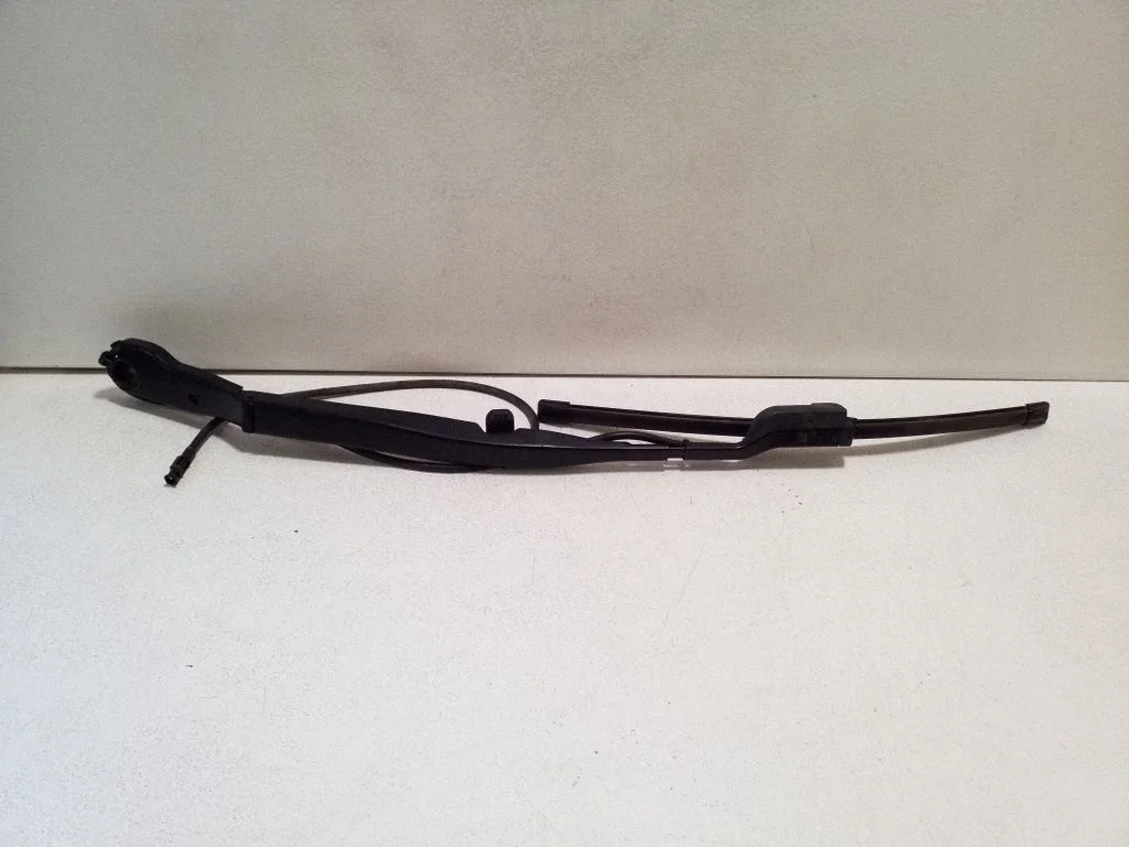 Front wiper blade arm 31696295