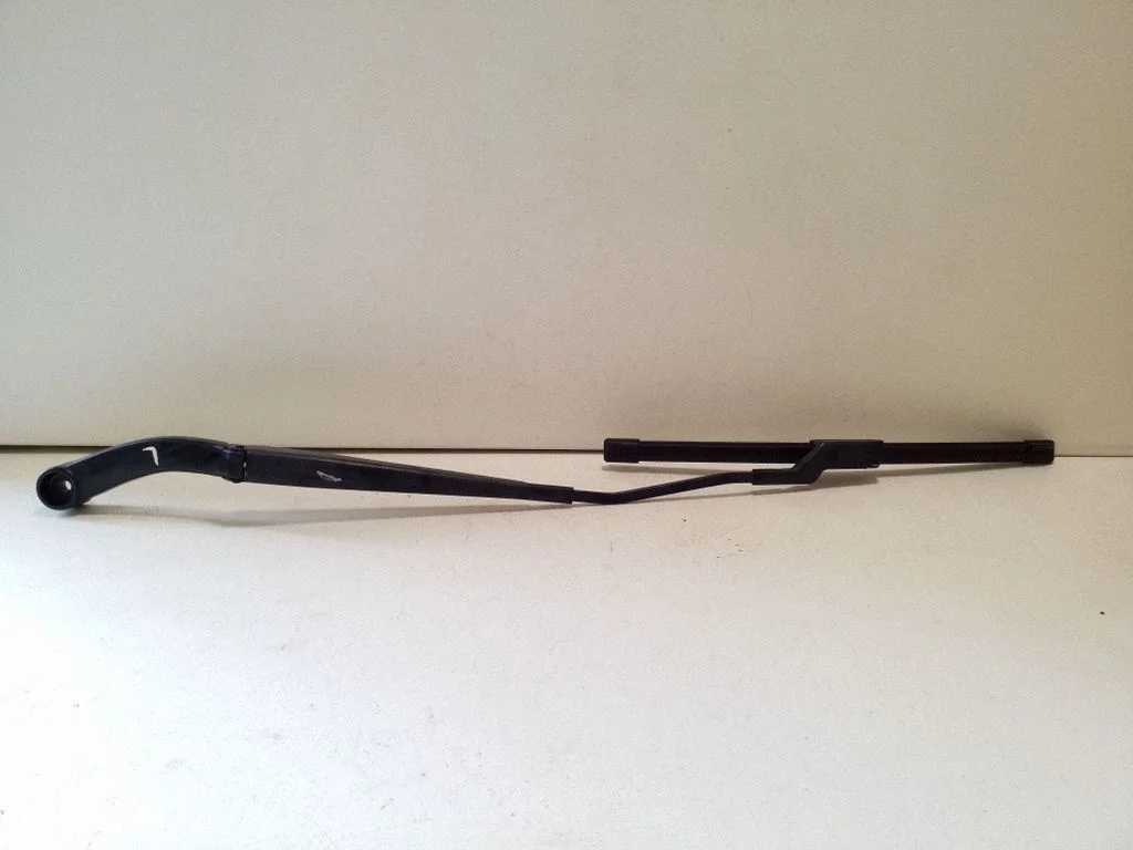 Front wiper blade arm EB3B17C495BB
