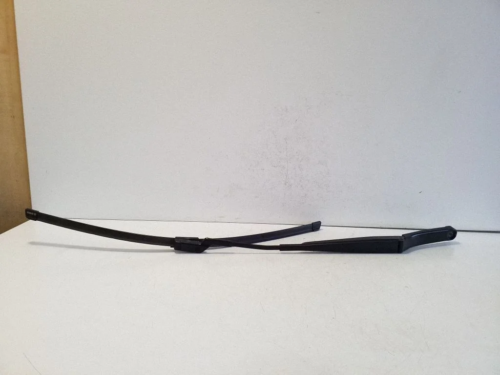 Front wiper blade arm 5G2955410B