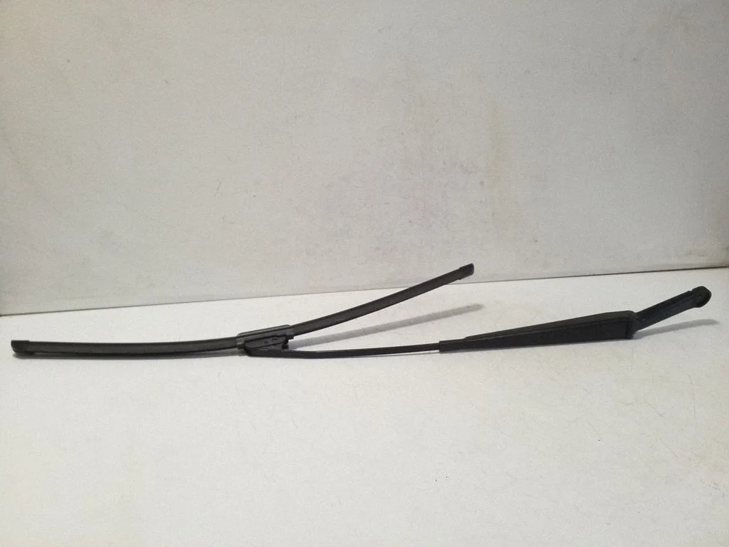 Priekšējā stikla tīrītāja svira 90582558
