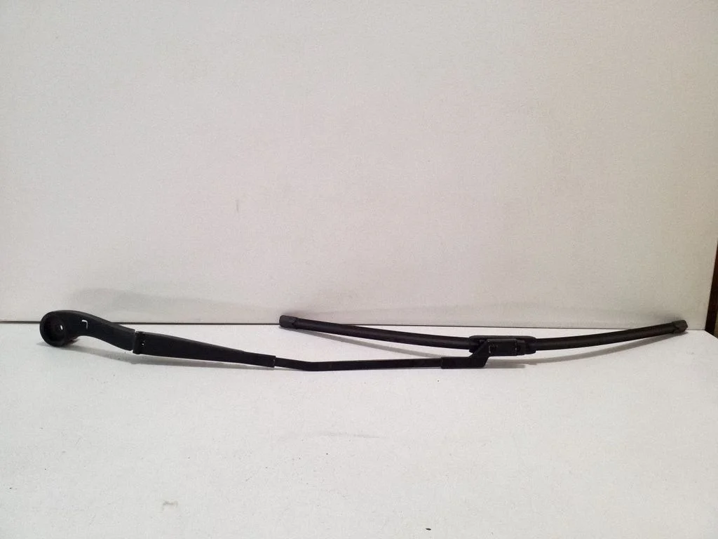 Front wiper blade arm BK2117526CB