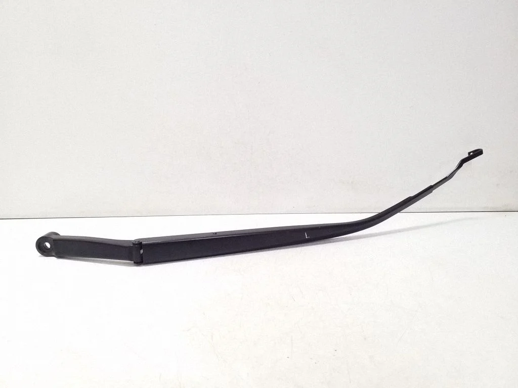 Front wiper blade arm – Toyota Corolla E210 E21 (2018-)