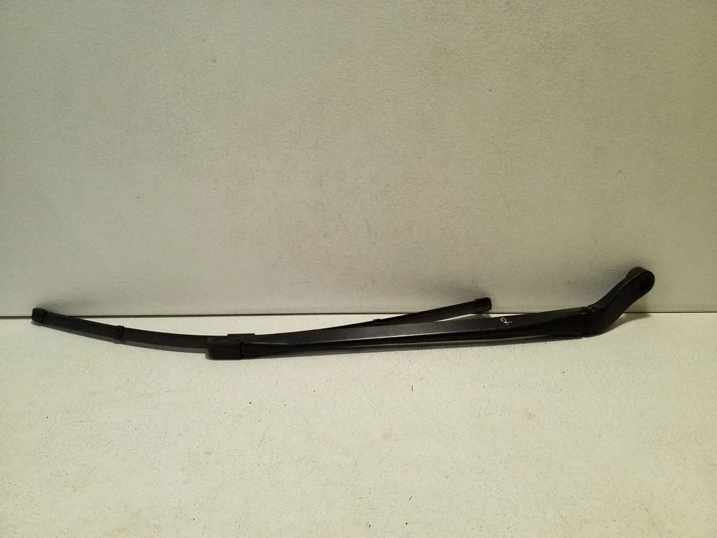Front wiper blade arm – Bentley Continental (2003-2017)