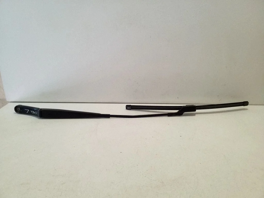 Front wiper blade arm 3C2955409B