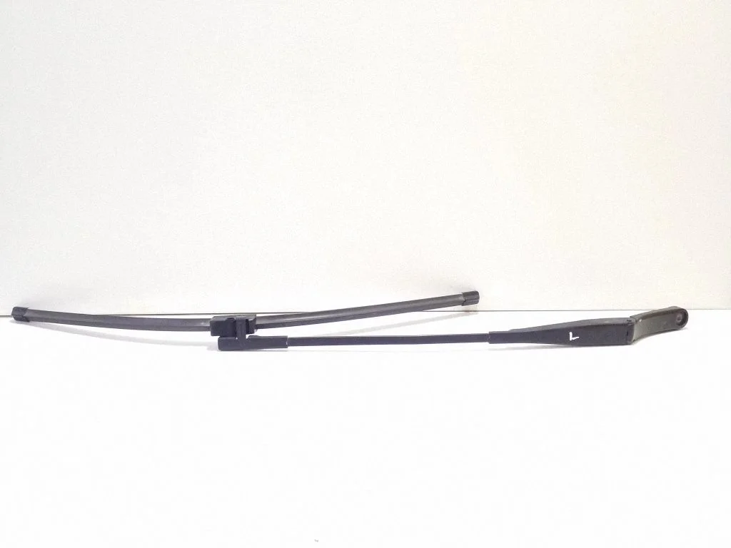 Front wiper blade arm 5M0955409C