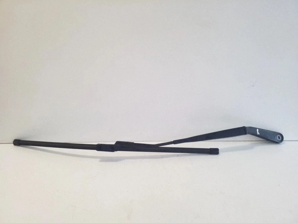 Front wiper blade arm GX7317526AC
